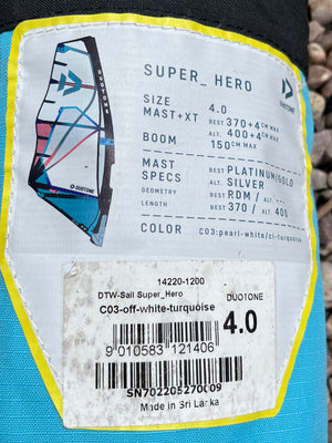 
                  
                    Load image into Gallery viewer, 2022 Duotone Super Hero 4.0 m2 white /turquoise Used windsurfing sails
                  
                