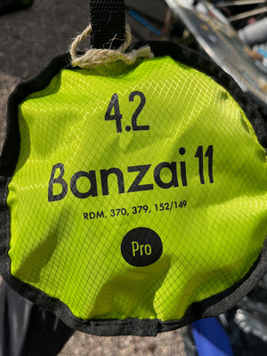 
                  
                    Load image into Gallery viewer, 2024 Goya Banzai 11 Pro 4.2 m2 Used windsurfing sails
                  
                