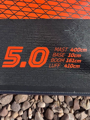 
                  
                    Load image into Gallery viewer, 2025 Neilpryde Combat Pro Fuse 5.0 m2 Used windsurfing sails
                  
                