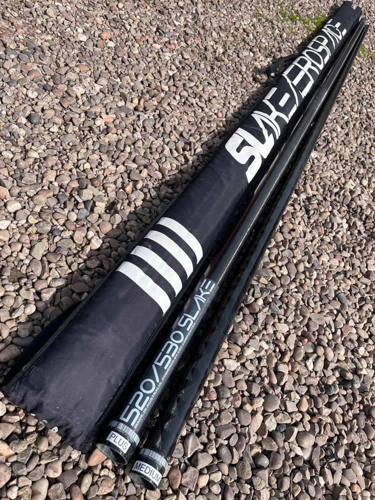 SLAKE Aerospace 530 IQ Foil MDM Used Windsurfing Mast Used windsurfing masts