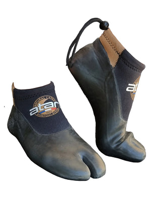 
                  
                    Load image into Gallery viewer, Atan Madi Gecko 3mm Split Toe Wetsuit Shoe Wetsuit boots
                  
                