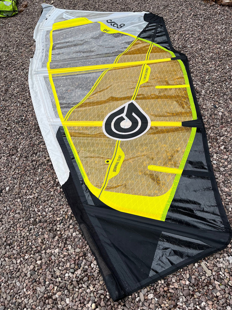 2016 Goya Banzai Pro 5.0 m2 yellow Used windsurfing sails