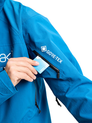 
                  
                    Load image into Gallery viewer, BURTON AK GORE-TEX CYCLIC 2L SNOWBOARD JACKET - BLUE TEAL - 2026 SNOWBOARD JACKETS
                  
                