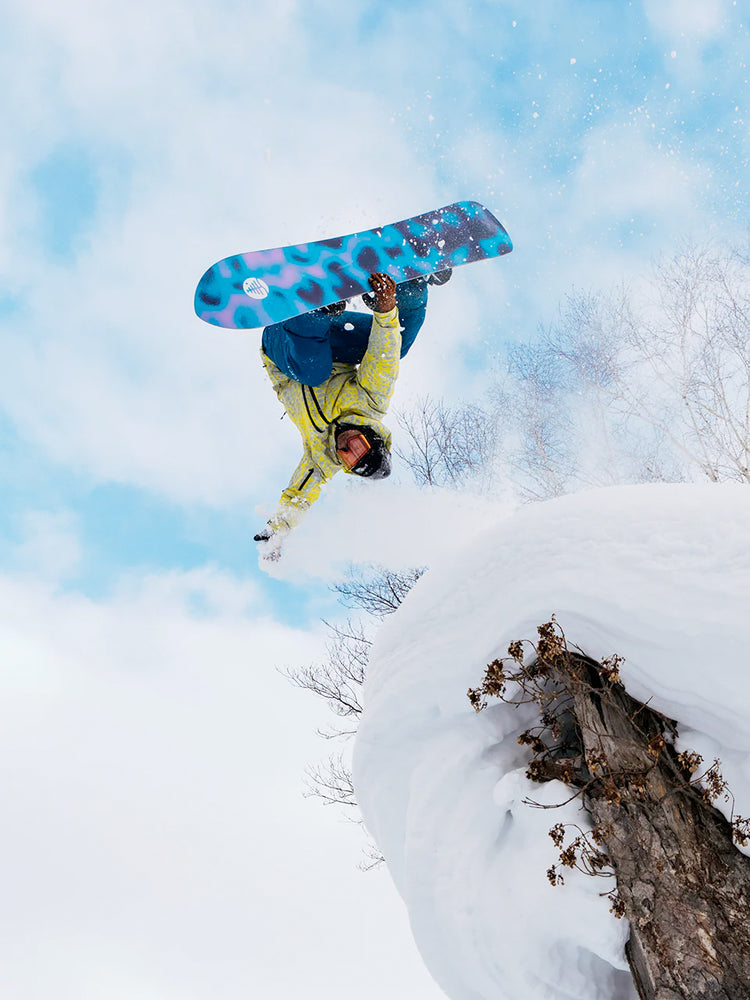 BURTON FAMILY TREE SKETCH ARTIST CAMBER SNOWBOARD - 2026 SNOWBOARDS