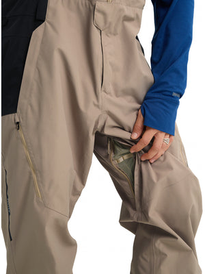 
                  
                    Load image into Gallery viewer, BURTON RESERVE 2L RELAXED BIB SNOWBOARD PANT - SUMMIT TAUPE/TRUE BLACK - 2026 SNOWBOARD PANTS
                  
                