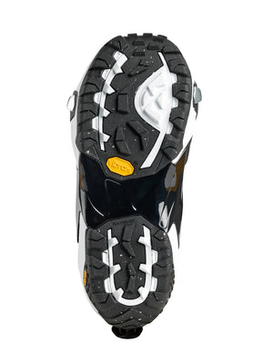 
                  
                    Load image into Gallery viewer, BURTON WOMENS HIGHSHOT X STEP ON SNOWBOARD BOOTS - BLACK - 2026 SNOWBOARD BOOTS
                  
                