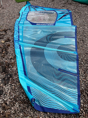 
                  
                    Load image into Gallery viewer, 2021 Neilpryde Combat HD 5.0 m2 Used windsurfing sails
                  
                