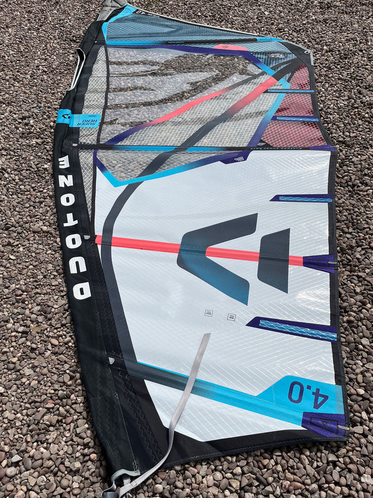 2022 Duotone Super Hero 4.0 m2 white /turquoise Used windsurfing sails