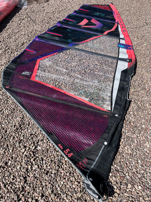 
                  
                    Load image into Gallery viewer, 2023 Duotone Duke 5.4 m (foot repair) Used windsurfing sails
                  
                