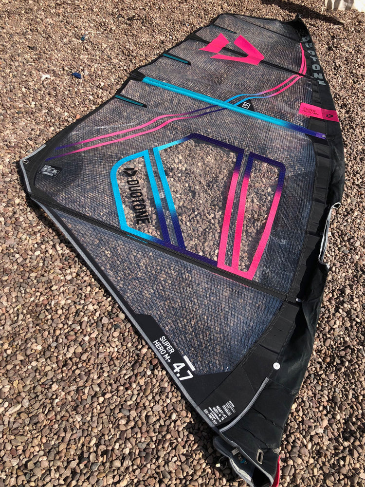 2022 Duotone Super Hero M+ 4.7 m2 Used windsurfing sails
