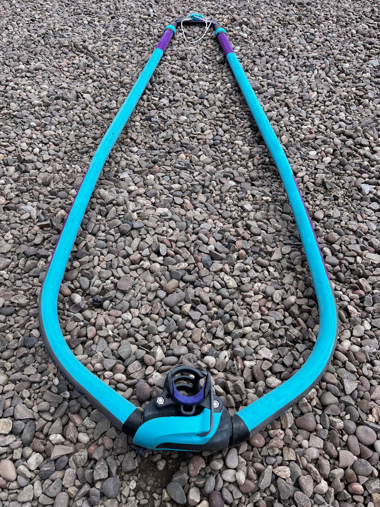 Duotone Platinum SLS 160-220 Used Windsurfing Boom Used windsurfing booms