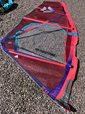 
                  
                    Load image into Gallery viewer, 2023 Duotone Super Hero 5.0 m2 Used windsurfing sails
                  
                