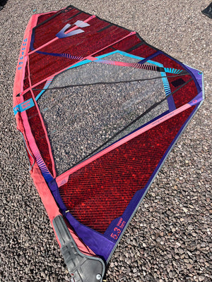
                  
                    Load image into Gallery viewer, 2023 Duotone Super Hero 5.3 m2 (window panel ) Used windsurfing sails
                  
                