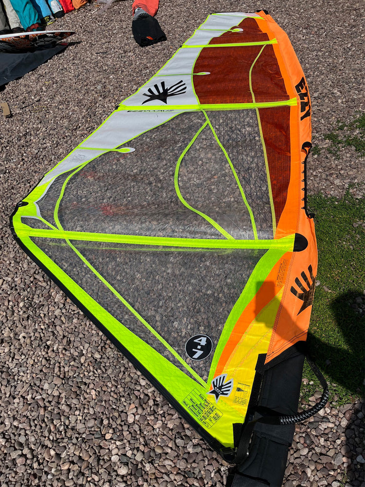 2020 Ezzy Wave 4.7 m2 Used windsurfing sails