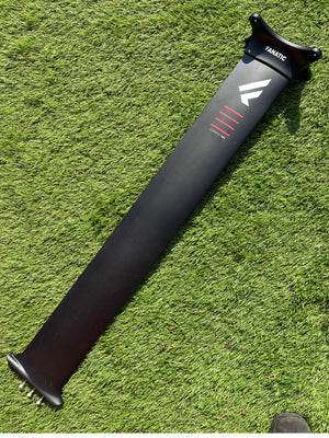 
                  
                    Load image into Gallery viewer, Fanatic Carbon foil Mast 105 (used) Used Foils
                  
                