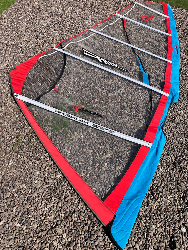 Fanatic Free windsurf rig 5.5 m2 Used windsurfing sails
