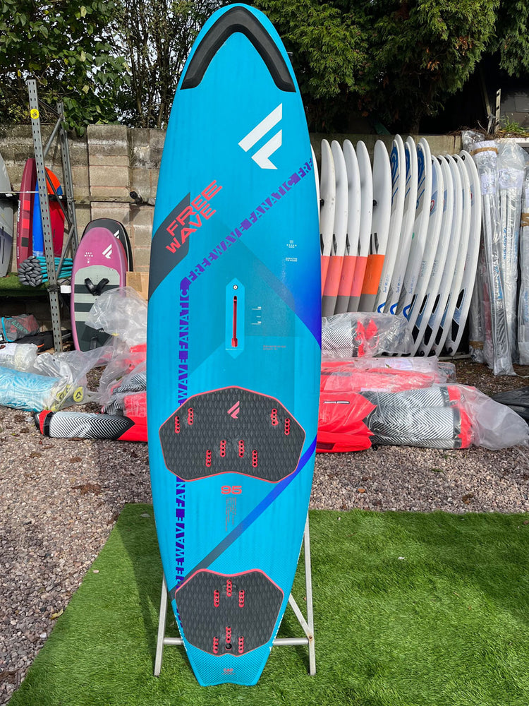2023 Fanatic Free wave 95 Used windsurfing boards