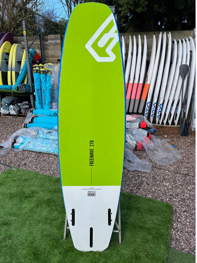 2018 Fanatic Freewave STB 95 Used windsurfing boards