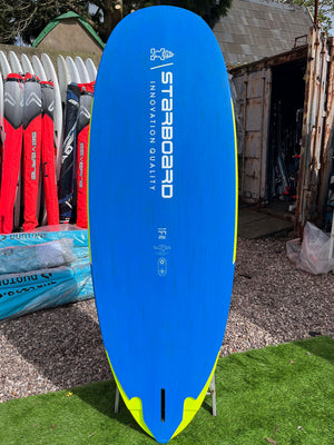 
                  
                    Load image into Gallery viewer, 2022 Starboard Futura wood sandwich 117 Used windsurfing boards
                  
                
