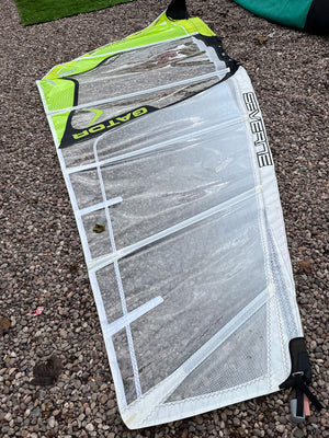 
                  
                    Load image into Gallery viewer, 2010 Severne Gator 4.2 m2 Used windsurfing sails
                  
                