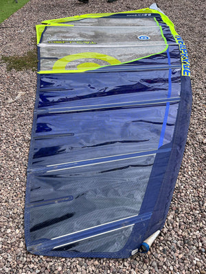 
                  
                    Load image into Gallery viewer, 2016 Neilpryde Hellcat 8.2 Used windsurfing sails
                  
                