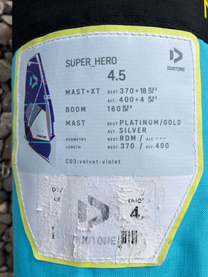 
                  
                    Load image into Gallery viewer, 2024 Duotone Super Hero 4.5 m2 Used windsurfing sails
                  
                