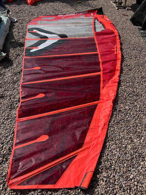 
                  
                    Load image into Gallery viewer, Severne Hyperglide Olympic 9.0 m2 Used windsurfing sails
                  
                