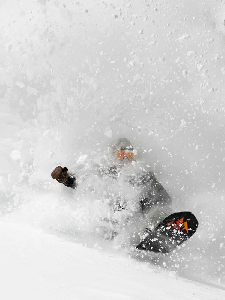 JONES STRATOS WIDE SNOWBOARD - 2025 SNOWBOARDS