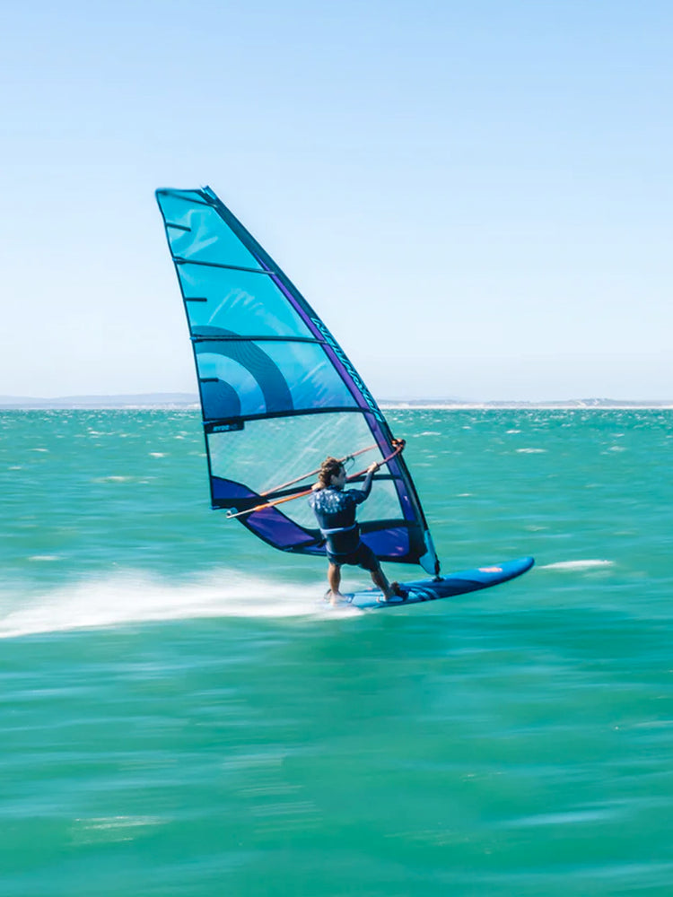 
                  
                    Load image into Gallery viewer, 2023 NeilPryde Ryde HD New windsurfing sails
                  
                