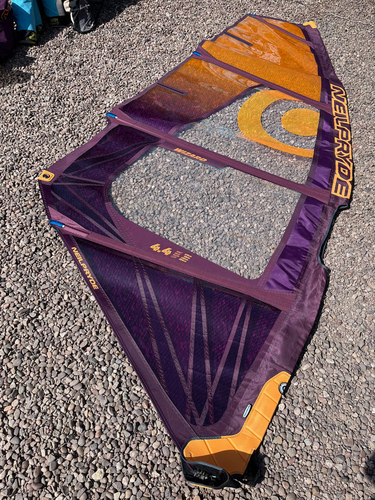 2022 Neilpryde Wizzard 4.4 m2 Used windsurfing sails