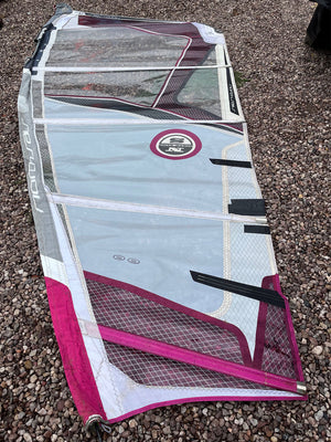 
                  
                    Load image into Gallery viewer, 2010 North Duke 5.9m2 Used windsurfing sails
                  
                