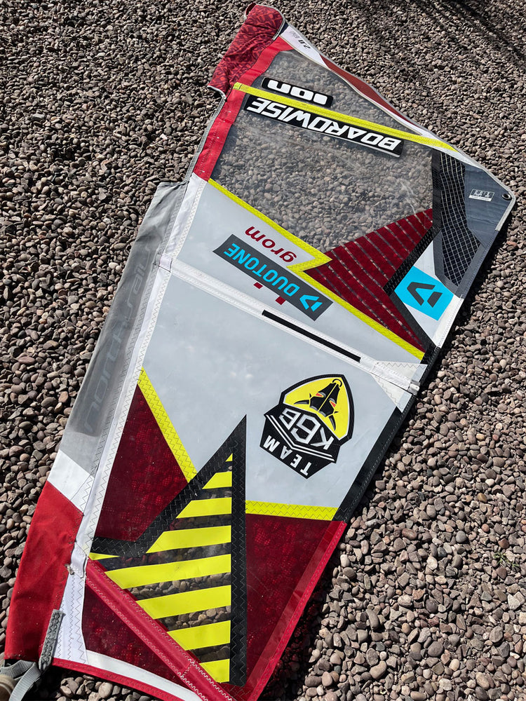 North Grom junior windsurf rig 2.0 m2 Used windsurfing sails