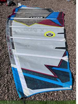 
                  
                    Load image into Gallery viewer, 2013 North X Type 7.3 m2 Used windsurfing sails
                  
                