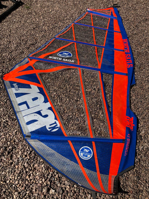 
                  
                    Load image into Gallery viewer, 1999 North Zeta 4.7 m2 Used windsurfing sails
                  
                