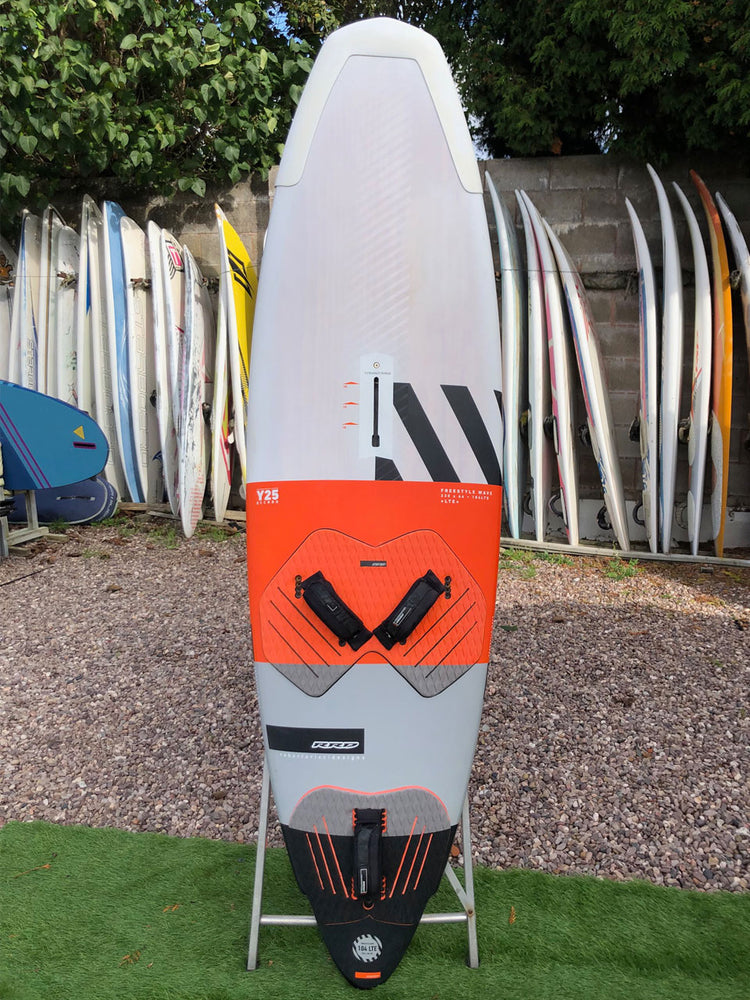 2021 RRD Y25 Freestyle Wave LTE 104 Used windsurfing boards