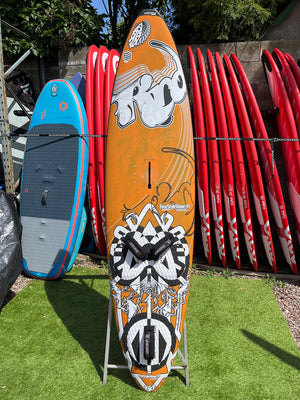 
                  
                    Load image into Gallery viewer, 2010 RRD Freestyle Wave Ltd 91lt Used windsurfing boards
                  
                