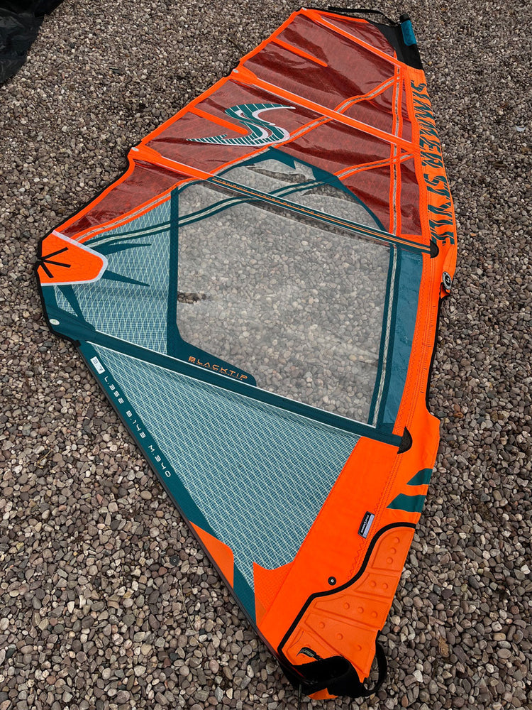 Voile Windsurf occasion Simmer BLACKTIP 4 m² 2024 FLUO YELLOW Voile Windsurf occasion Simmer BLACKTIP 4 m² 2024 FLUO YELLOW