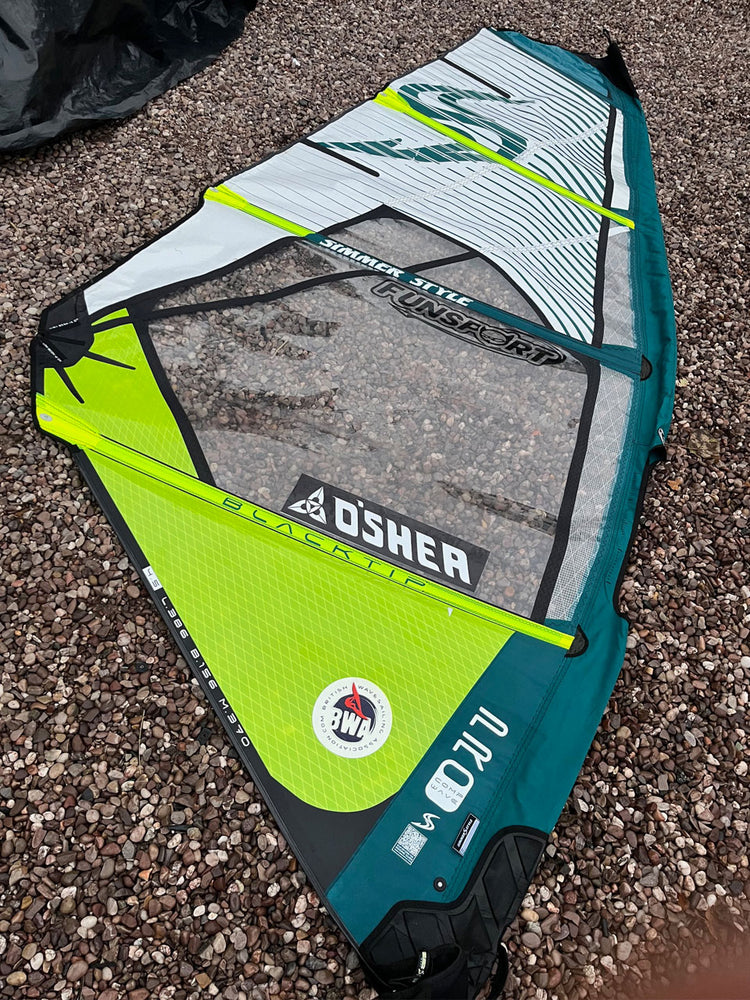 2025 Simmer Black Tip Team Edition 4.5 m2 Used windsurfing sails