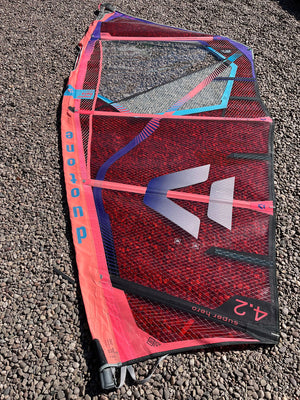 
                  
                    Load image into Gallery viewer, 2023 Duotone Super Hero 4.2 m2 (window panel) Used windsurfing sails
                  
                