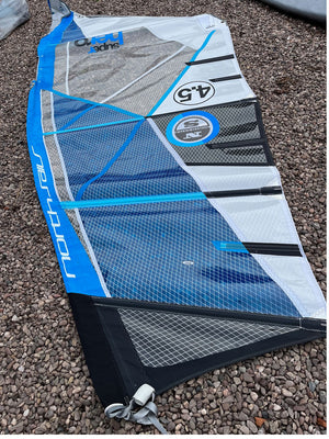 
                  
                    Load image into Gallery viewer, 2018 North Super Hero 4.5 m2 Used windsurfing sails
                  
                