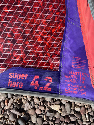 
                  
                    Load image into Gallery viewer, 2023 Duotone Super Hero 4.2 m2 (window panel and small foot repair) Used windsurfing sails
                  
                