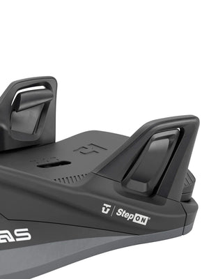 
                  
                    Load image into Gallery viewer, UNION ATLAS STEP ON SNOWBOARD BINDINGS - BLACK - 2026 SNOWBOARD BINDINGS
                  
                