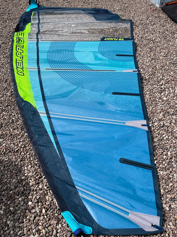 2023 Neilpryde V8 Flight 7.0 m2 Used windsurfing sails