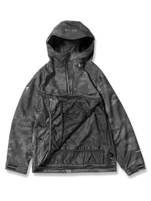 
                  
                    Load image into Gallery viewer, VOLCOM BRIGHTON PULLOVER SNOWBOARD JACKET - BLACK CAMO - 2024 SNOWBOARD JACKETS
                  
                