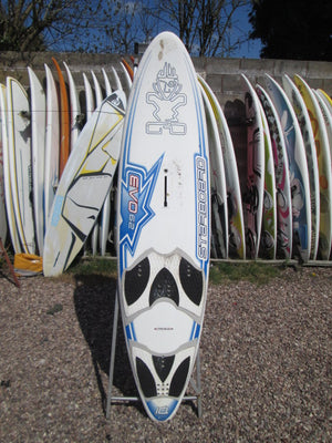 
                  
                    Load image into Gallery viewer, 2005 Starboard Evo 62 62lts Used windsurfing boards
                  
                