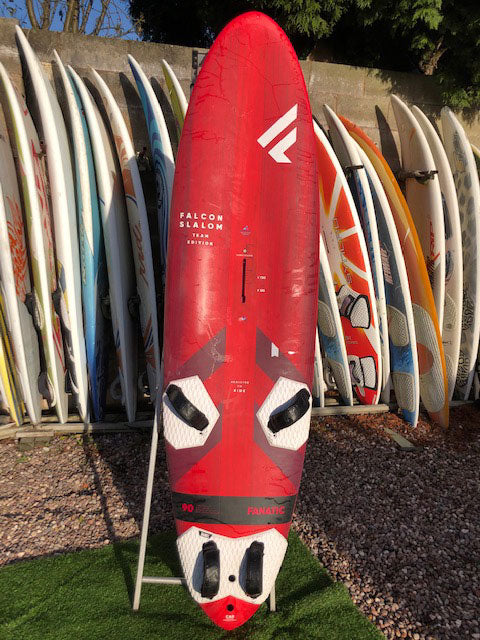 
                  
                    Load image into Gallery viewer, 2020 Fanatic Falcon Slalom TE 90 90lts Used windsurfing boards
                  
                