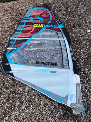 
                  
                    Load image into Gallery viewer, 2021 Duotone Super Star 4.5 m2 Used windsurfing sails
                  
                