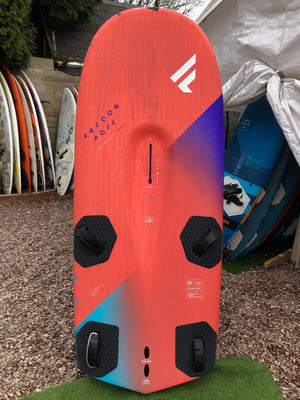 
                  
                    Load image into Gallery viewer, 2022 Fanatic Falcon Slalom Foil TE 188 Used windsurfing boards
                  
                