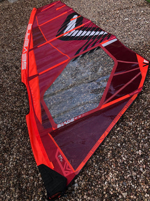 
                  
                    Load image into Gallery viewer, 2022 Severne Blade 4.7 m2 Used windsurfing sails
                  
                