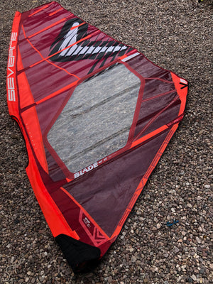 
                  
                    Load image into Gallery viewer, 2022 Severne Blade 4.2 m2 Used windsurfing sails
                  
                